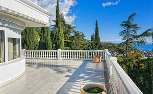 Дом 349м², 3-этажный, участок 9 сот.