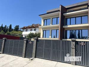 Дом 337м², 4-этажный, участок 2 сот.