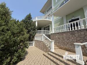 Дом 770м², 3-этажный, участок 22 сот.