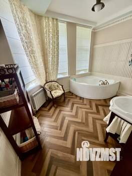 Таунхаус 300м², 3-этажный, участок 1 сот.