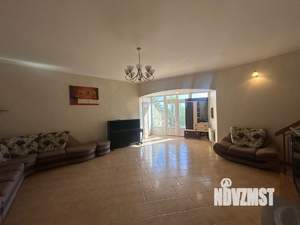 Дом 363м², 3-этажный, участок 4 сот.