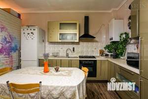 Дом 71м², 2-этажный, участок 6 сот.