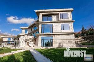 Коттедж 2150м², 3-этажный, участок 36 сот.