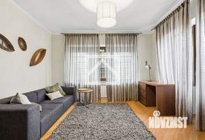 Дом 300м², 3-этажный, участок 3 сот.