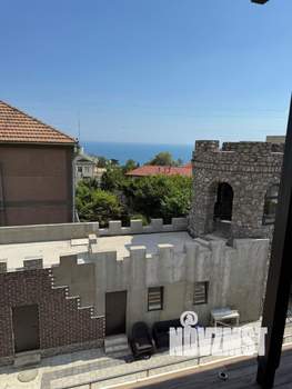 Дом 177м², 3-этажный, участок 4 сот.