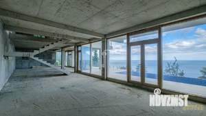 Дом 639м², 4-этажный, участок 10 сот.