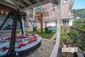 Дом 300м², 3-этажный, участок 4 сот.