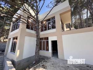 Дом 165м², 2-этажный, участок 4 сот.