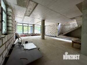 Дом 213м², 2-этажный, участок 4 сот.