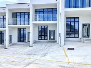 Таунхаус 96м², 2-этажный, участок 1 сот.