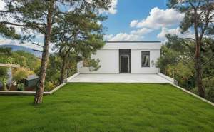 Дом 235м², 3-этажный, участок 5 сот.