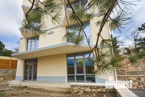 Дом 329м², 4-этажный, участок 5 сот.