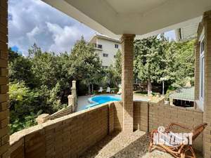 Дом 400м², 2-этажный, участок 20 сот.