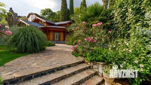 Дом 178м², 2-этажный, участок 17 сот.