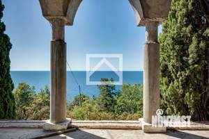 Дом 600м², 3-этажный, участок 20 сот.