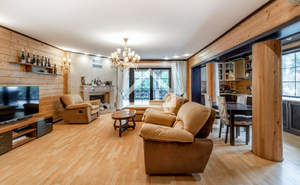 Дом 599м², 3-этажный, участок 13 сот.