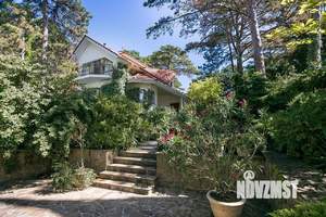 Дом 400м², 3-этажный, участок 41 сот.