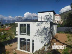 Дом 230м², 2-этажный, участок 8 сот.