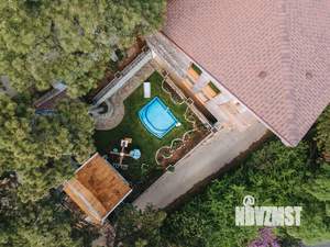 Дом 300м², 3-этажный, участок 4 сот.