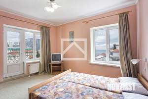 Коттедж 363м², 3-этажный, участок 4 сот.