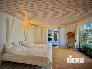 Дом 273м², 3-этажный, участок 5 сот.