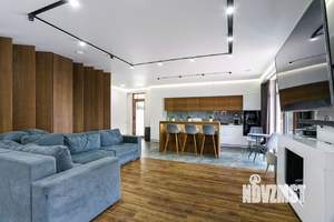 Дом 285м², 3-этажный, участок 12 сот.