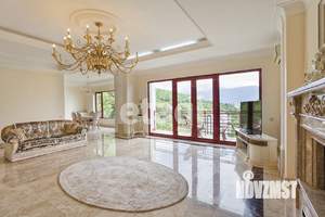 Дом 310м², 3-этажный, участок 1 сот.