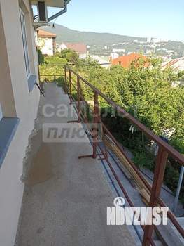 Дом 193м², 2-этажный, участок 4 сот.