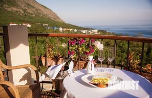 Дом 1800м², 5-этажный, участок 100 сот.