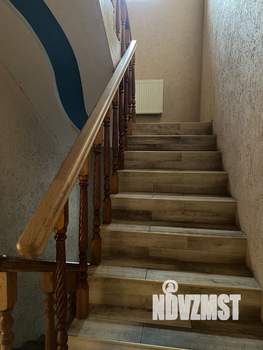 Дом 241м², 3-этажный, участок 1 сот.