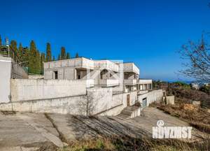 Дом 1080м², 3-этажный, участок 14 сот.