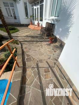 Дом 363м², 3-этажный, участок 4 сот.