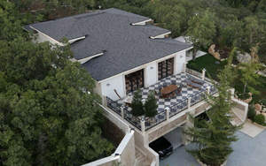 Дом 3271м², 4-этажный, участок 65 сот.