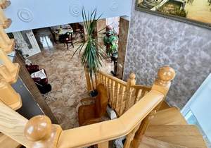 Дом 298м², 3-этажный, участок 4 сот.