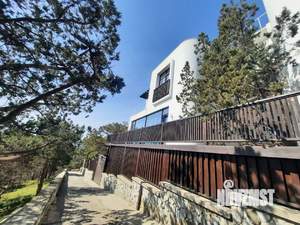 Дом 250м², 3-этажный, участок 3 сот.