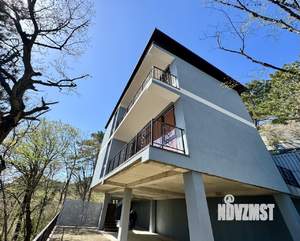 Дом 219м², 2-этажный, участок 3 сот.