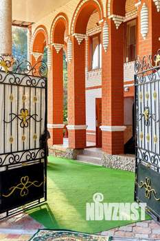 Дом 706м², 4-этажный, участок 7 сот.