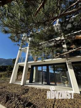 Дом 584м², 3-этажный, участок 4 сот.