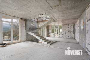 Дом 329м², 4-этажный, участок 5 сот.