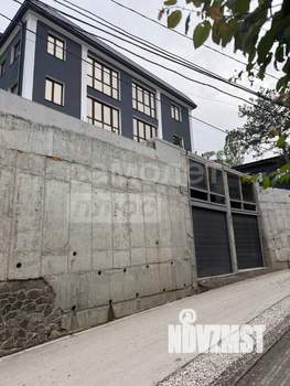 Дом 460м², 4-этажный, участок 10 сот.