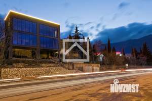 Дом 256м², 2-этажный, участок 1 сот.