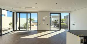 Дом 242м², 3-этажный, участок 5 сот.