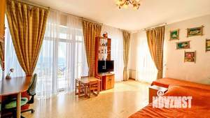 Дом 275м², 4-этажный, участок 27 сот.