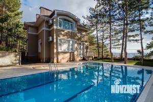 Дом 266м², 3-этажный, участок 20 сот.