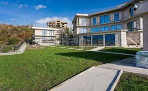 Дом 2150м², 5-этажный, участок 36 сот.