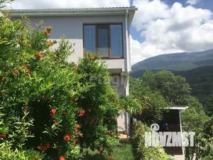 Дом 236м², 3-этажный, участок 8 сот.