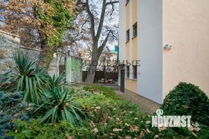 Дом 300м², 3-этажный, участок 3 сот.