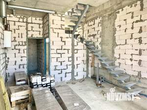 Таунхаус 96м², 2-этажный, участок 1 сот.