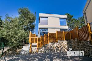 Дом 146м², 3-этажный, участок 4 сот.