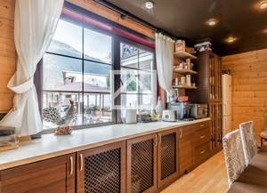 Дом 599м², 3-этажный, участок 13 сот.